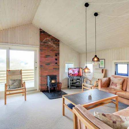 Telia - 250m From The Sea By Interhome Feriehus