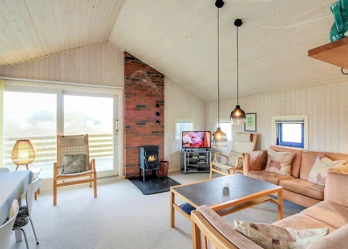 Telia - 250m From The Sea By Interhome Feriehus