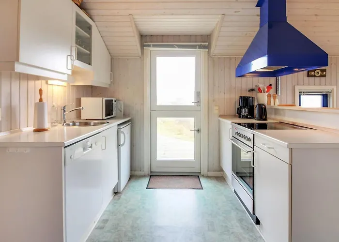 Telia - 250m From The Sea By Interhome *